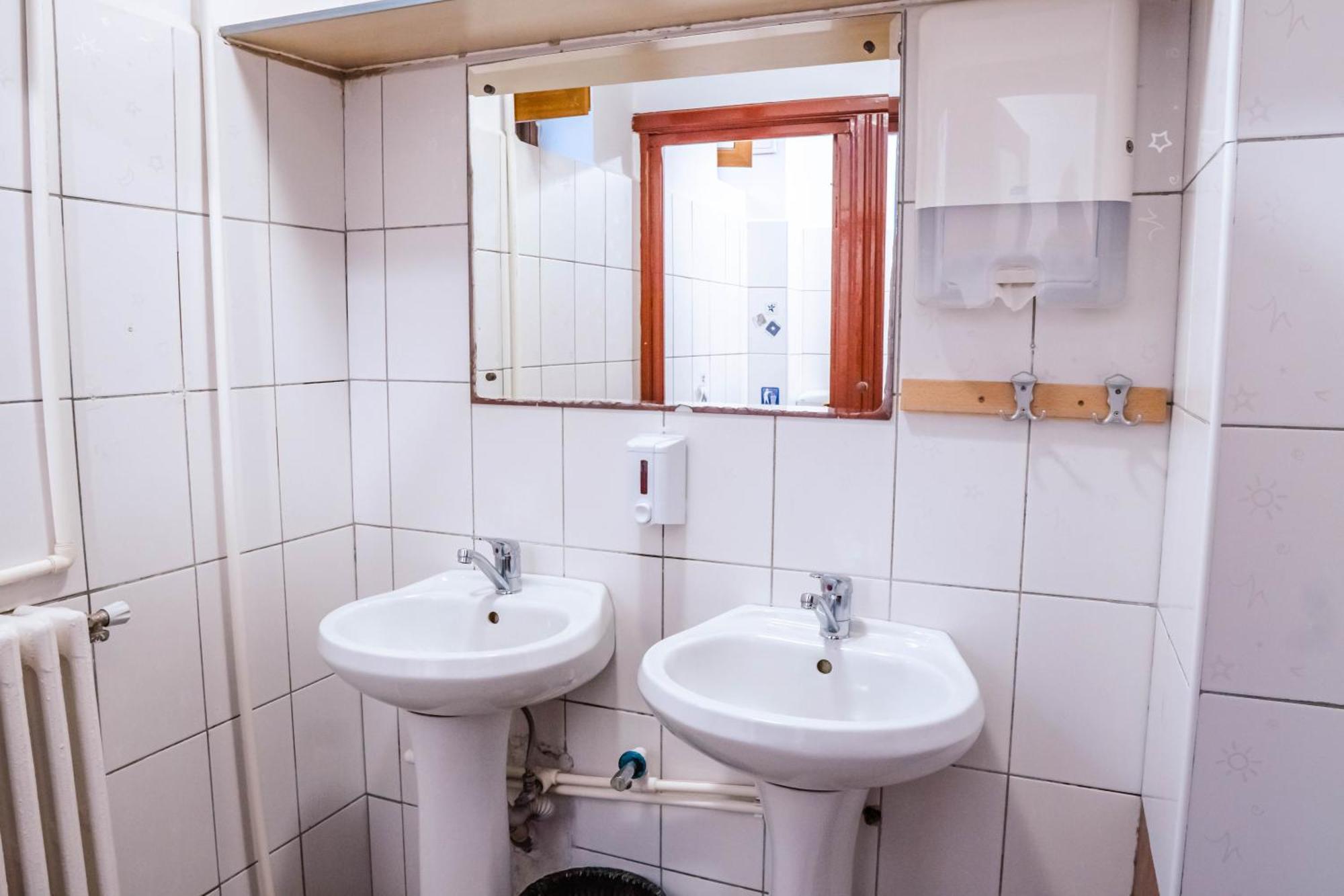 Hostel Sport Bucarest Extérieur photo